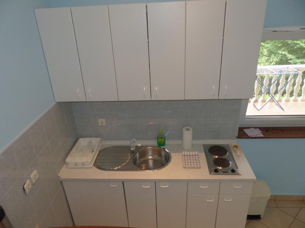 Apartments Viktorija 오미살즈 외부 사진